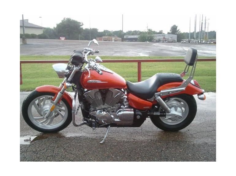 2006 honda vtx  1300 c  cruiser 