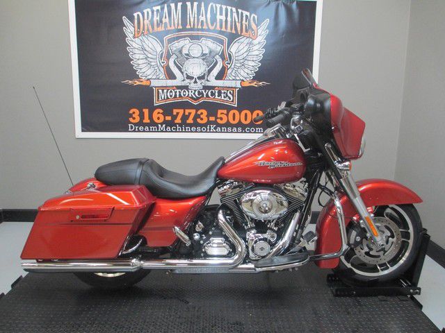 2011 harley-davidson street glide flhx103 - wichita,kansas