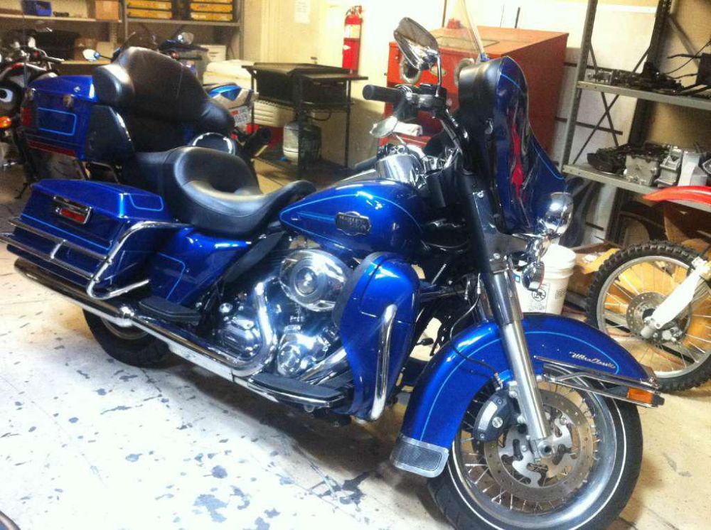 2009 harley-davidson flhtcu ultra classic electra glide  touring 