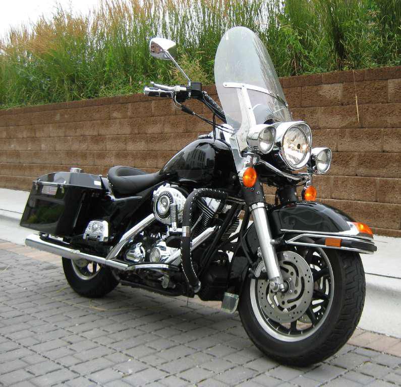 2007 harley-davidson flhr road king  touring 