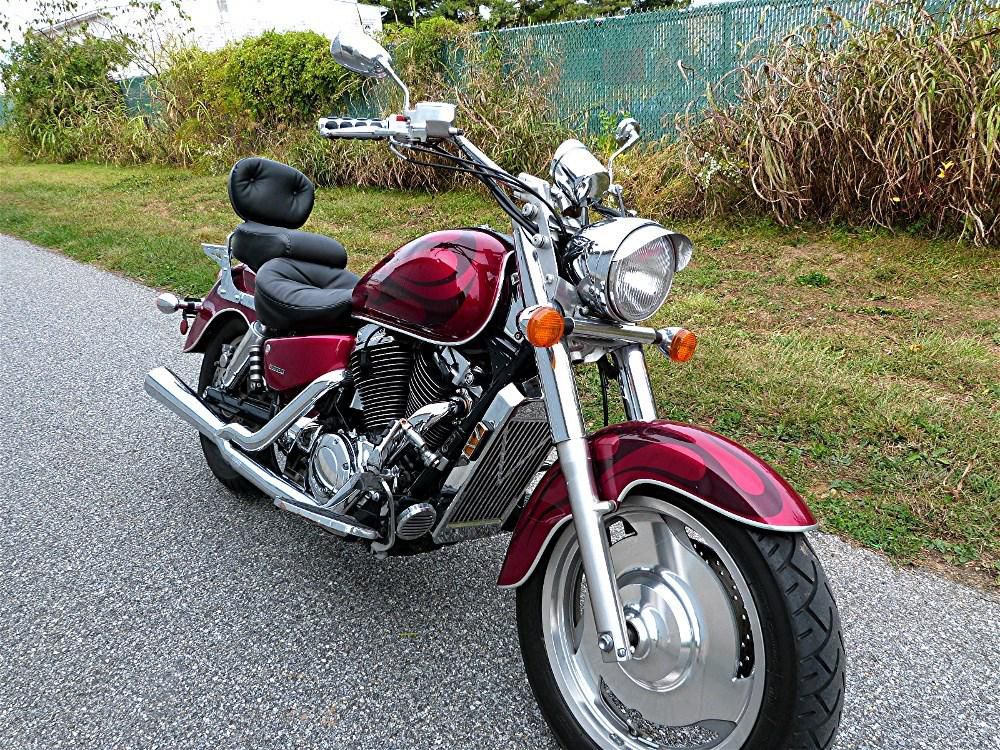 Honda shadow vt 1100