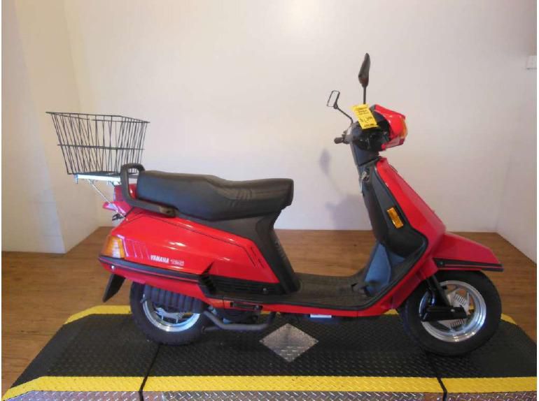 2000 yamaha riva 125  scooter 