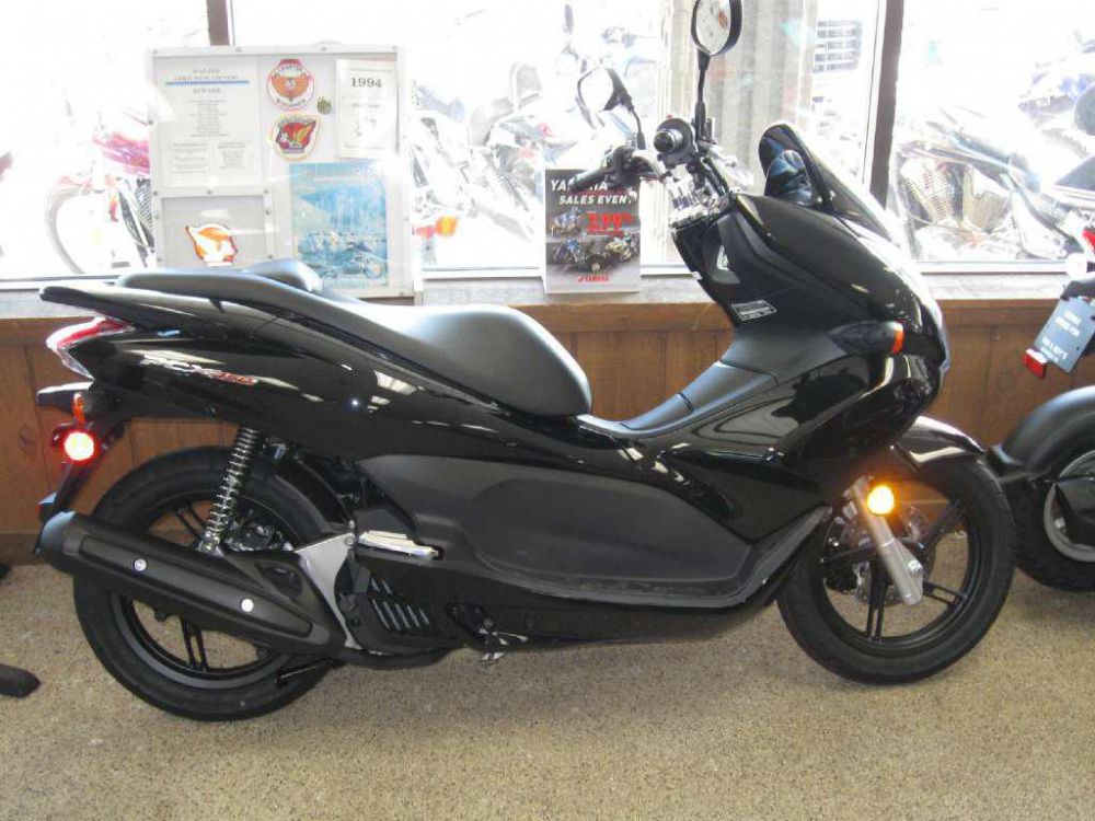 2013 honda pcx150  scooter 