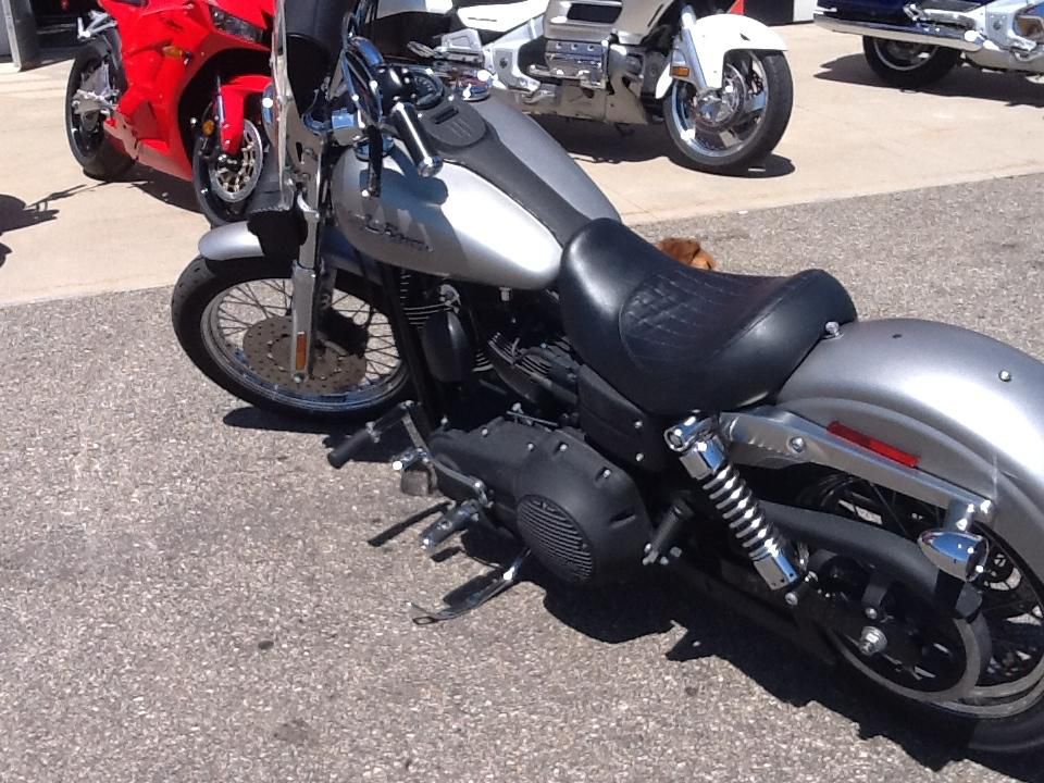 2005 Harley-Davidson Street Bob Standard 