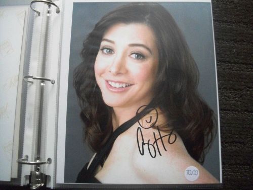 Autographed 8x10 picture--alyson hannigan- actress-american pie-tv series also