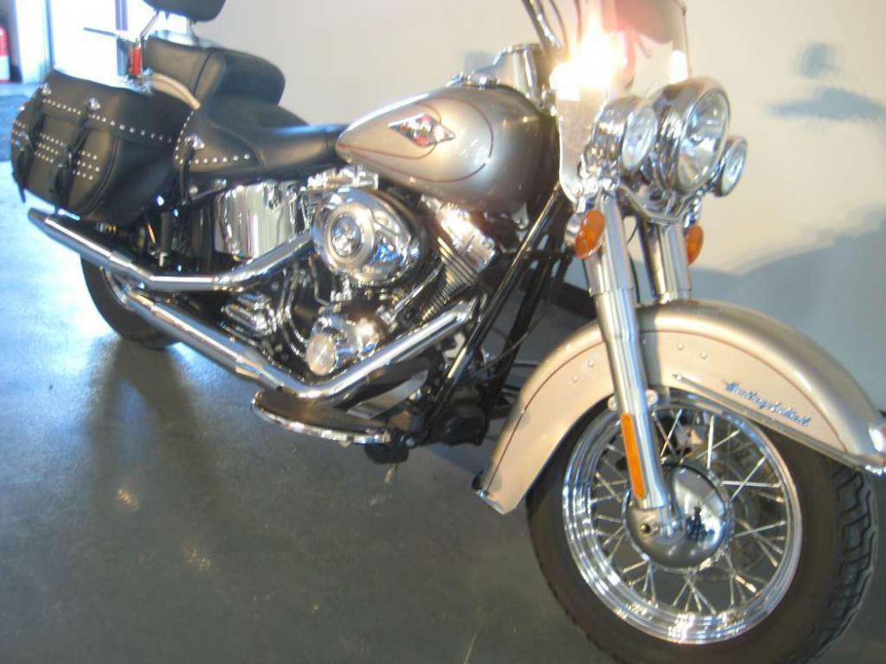 2009 harley-davidson flstc heritage softail classic  cruiser 