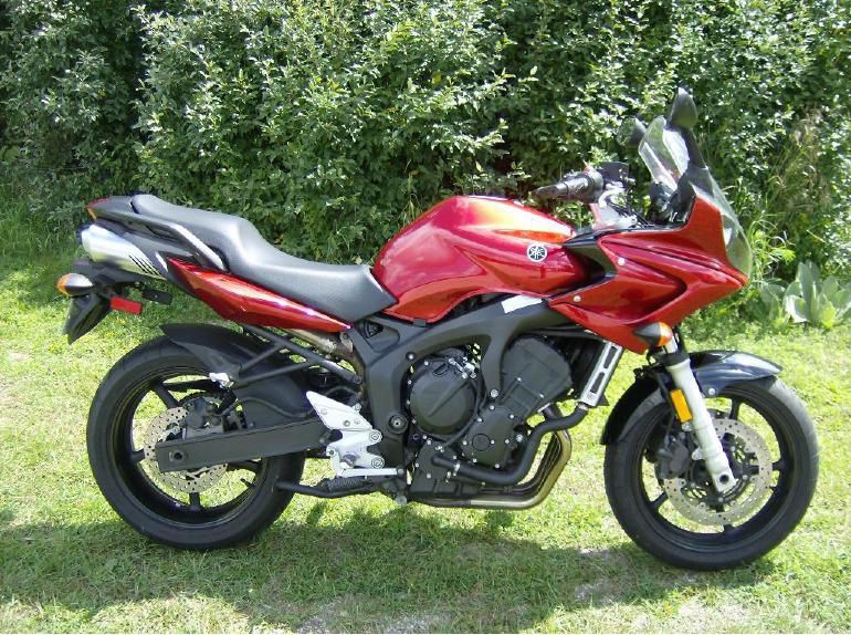 2006 yamaha fz6  sportbike 