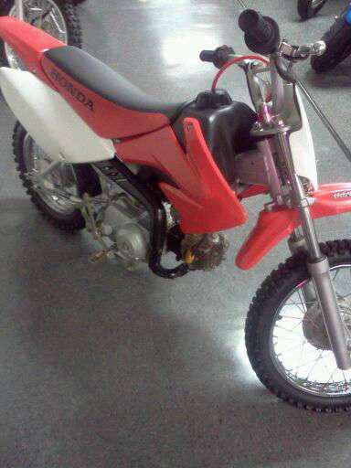 2005 honda crf70f  dirt bike 