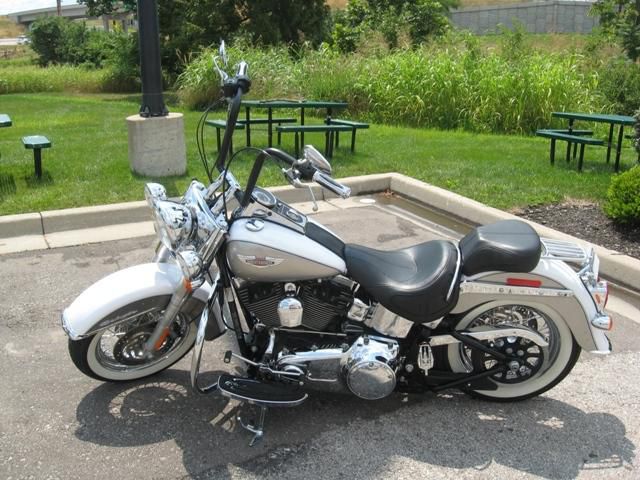 2009 Harley-Davidson FLSTN - Softail Deluxe Cruiser 