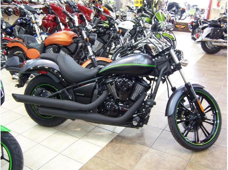 2013 Kawasaki Vulcan 900 Custom SE Cruiser 