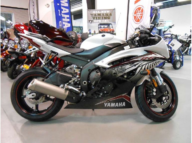 2012 yamaha yzf-r6 