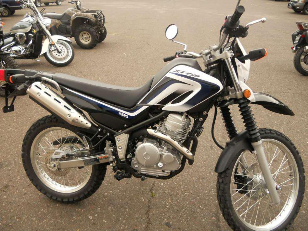 2013 yamaha xt250  dual sport 