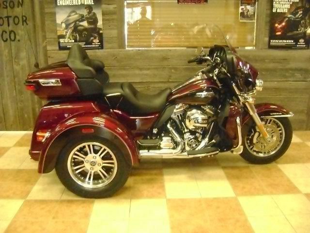 2014 harley-davidson flhtcutg ultra classic trike 