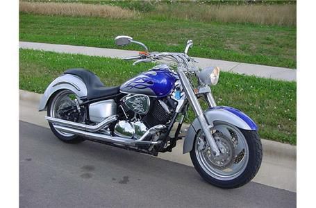 2001 Yamaha VSTAR 1100 Cruiser 