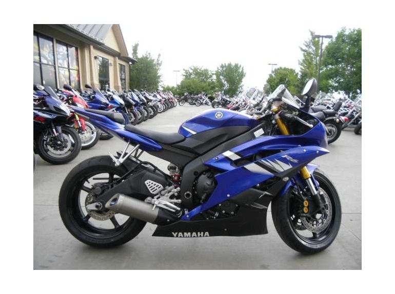 2006 yamaha yzf-r6 