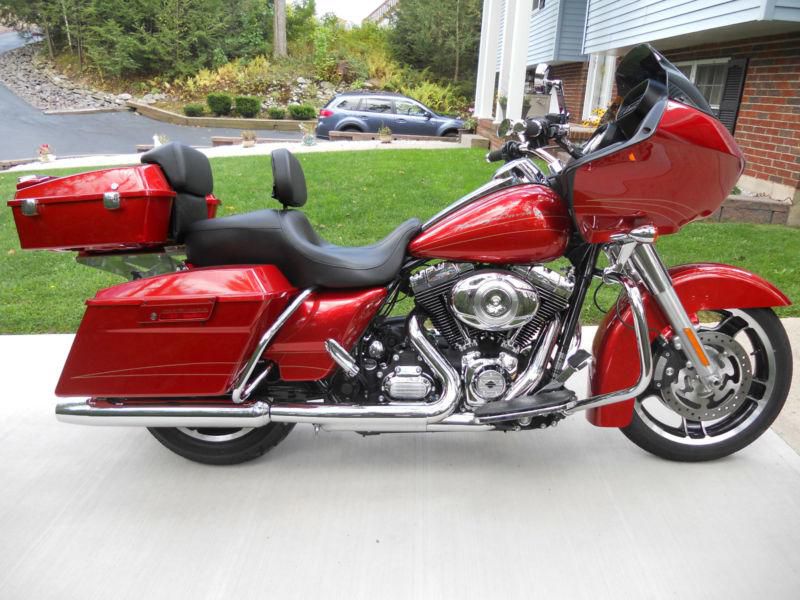 2013 Harley-Davidson FLTRX Road glide custom only 326 miles NO RESERVE