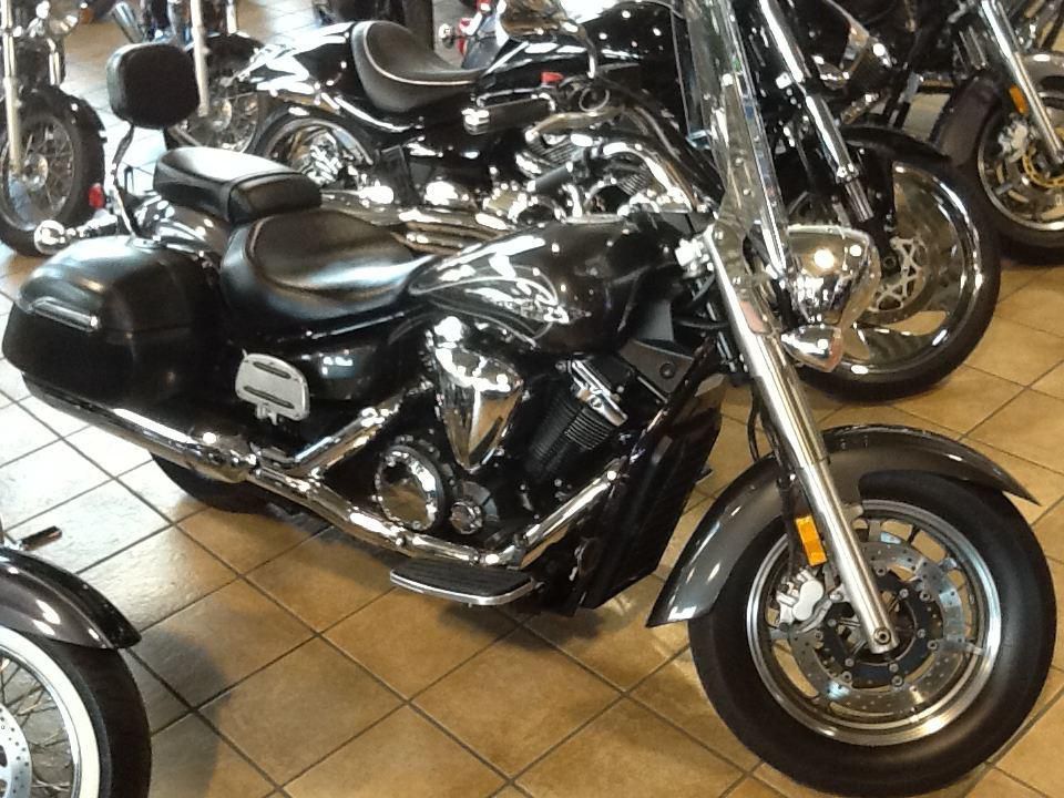 2012 yamaha v star 1300 tourer  cruiser 