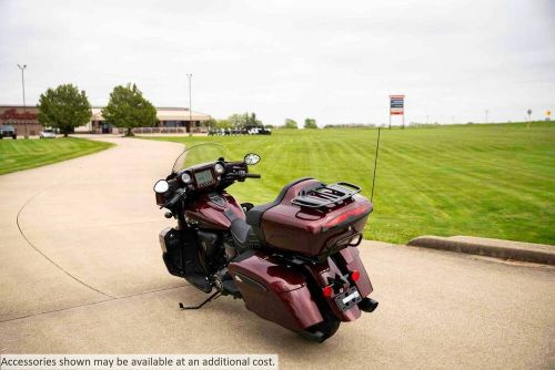 2024 Indian Motorcycle Roadmaster Dark Horse with PowerBand Audio Package