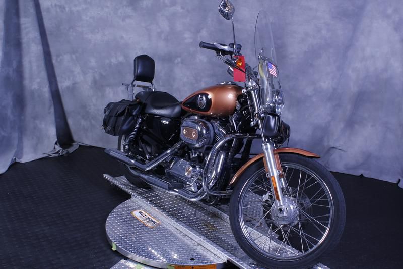 2008 Harley-Davidson XL1200C - Sportster 1200 Custom Standard 