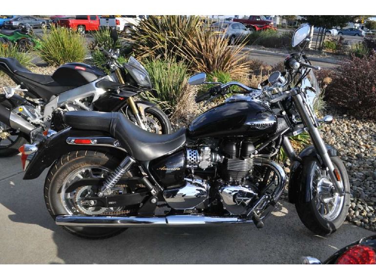 2012 Triumph America - Phantom Black 