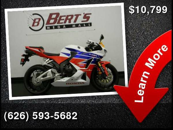 2013 honda cbr600rr wh/blu/red