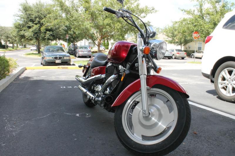 Sabre 1100  (vt1100c2), cruiser, 3777 miles, clean title, sole owner, red