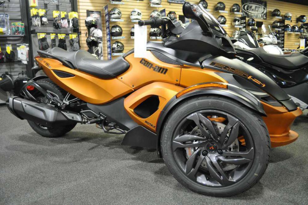 Buy 2013 Can-Am Spyder RS-S SE5 Sportbike on 2040-motos