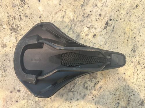 Fizik Vento Argo R1 Adaptive 150Mm