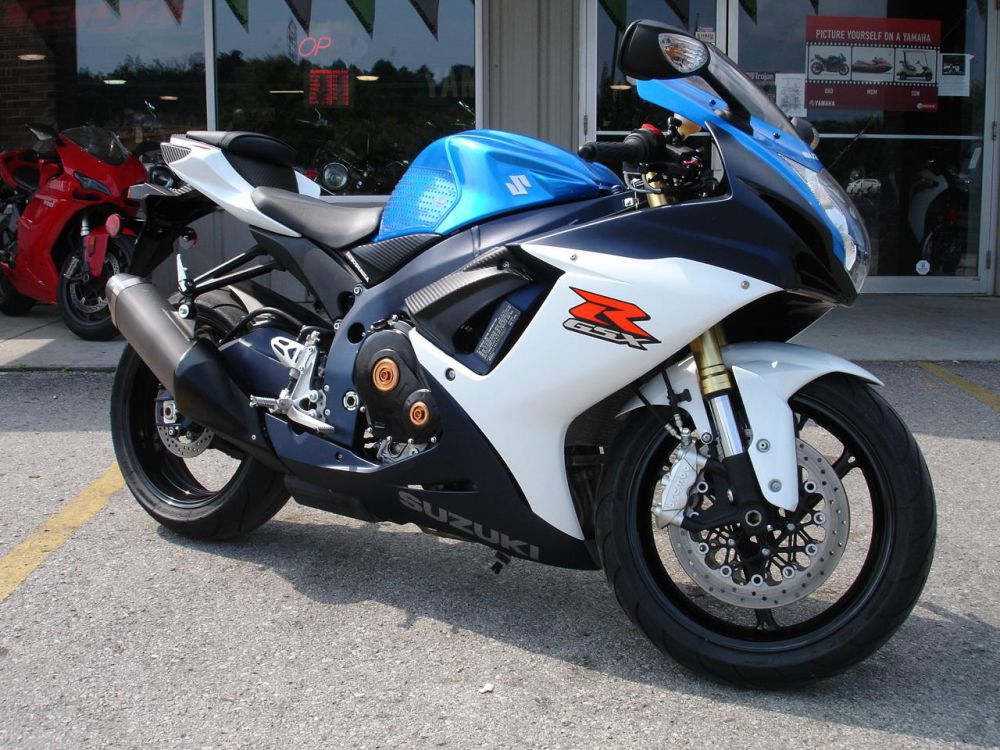 2011 Suzuki GSX-R 750 Sportbike 