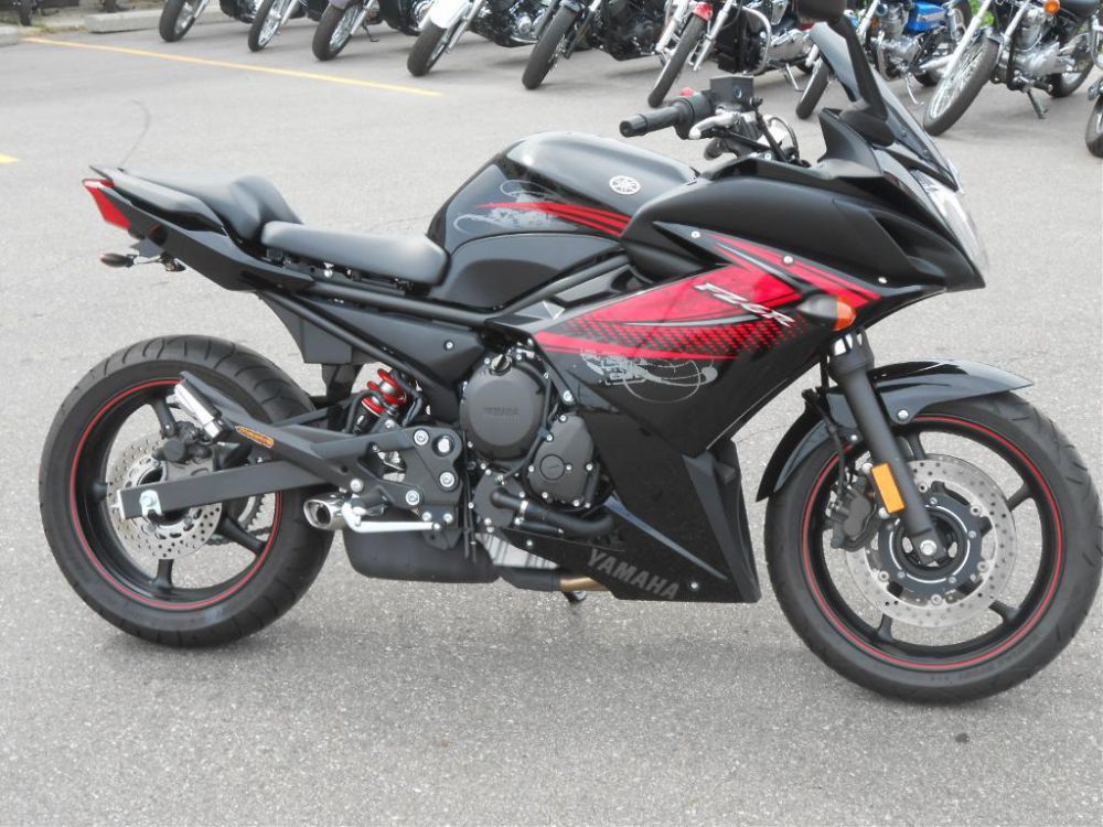 2012 yamaha fz6r  sportbike 