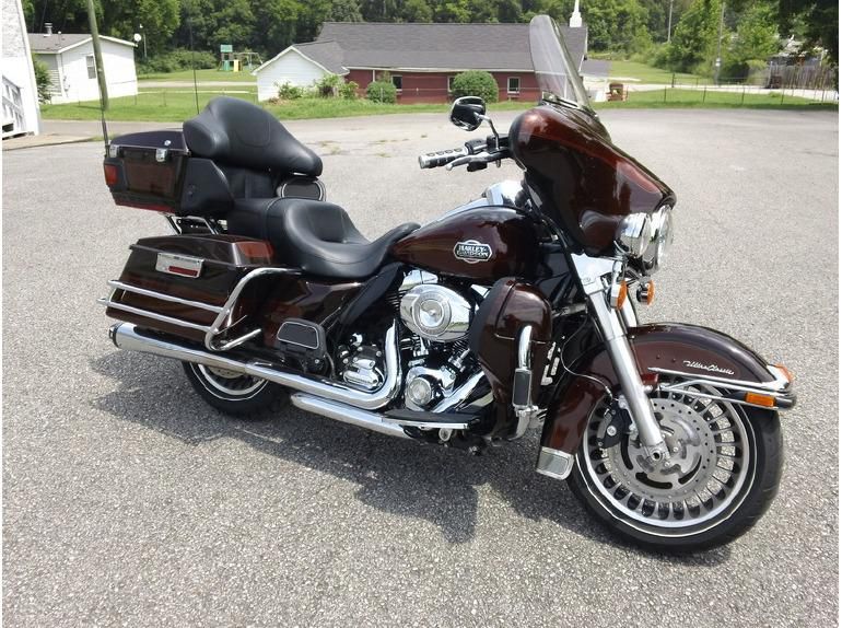 2011 harley-davidson flhtcu - ultra classic electra glide  touring 