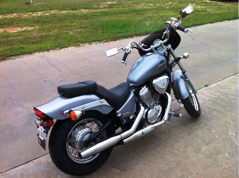 2004 honda shadow vlx deluxe (vt600cd) 