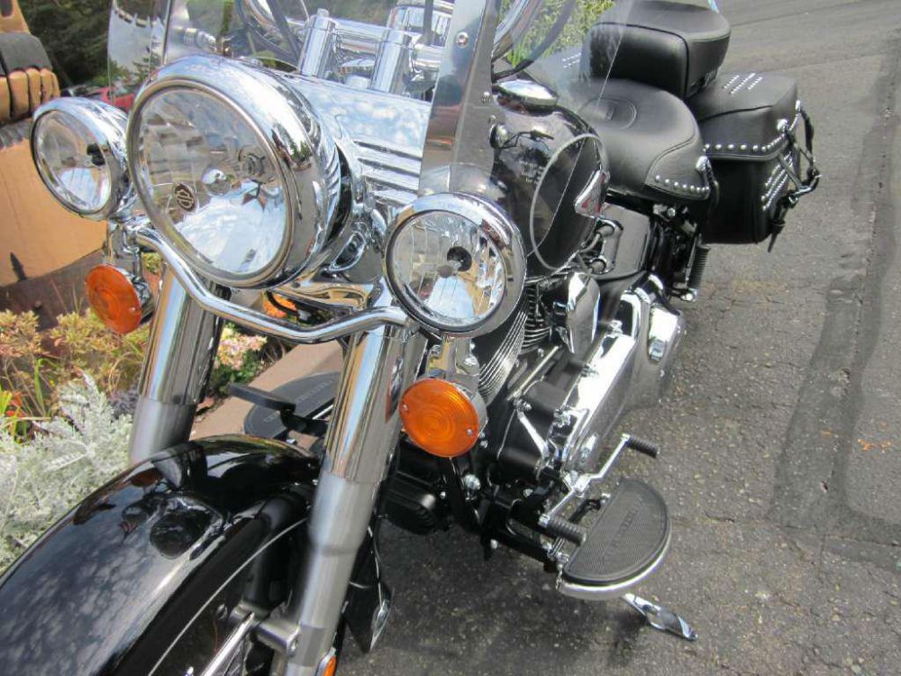 2013 harley-davidson flstc heritage softail classic  cruiser 