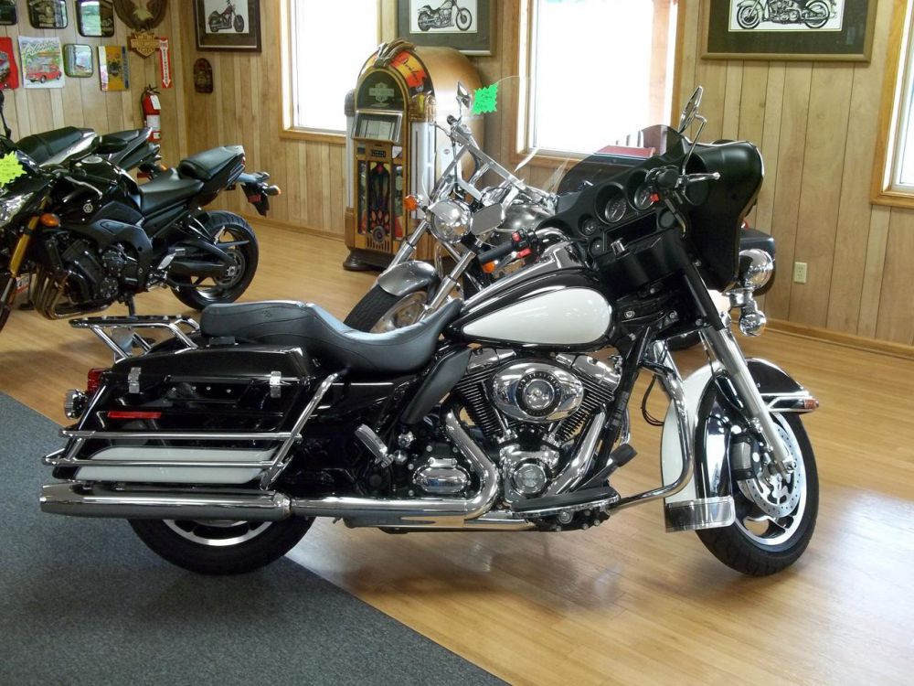 2011 harley-davidson electra glide standard police flhtp standard police touring 