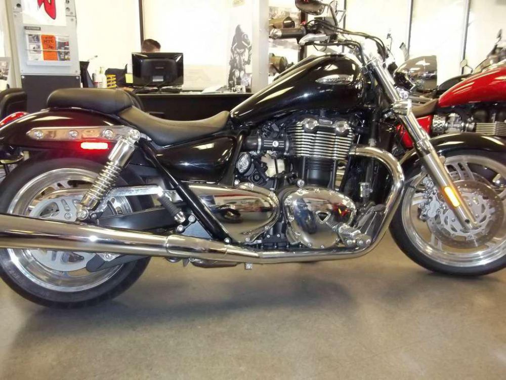 2012 triumph thunderbird abs - phantom black  cruiser 