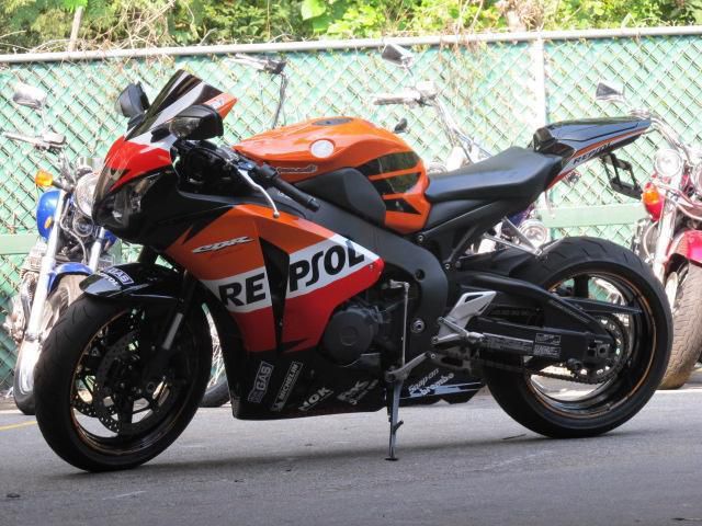 2009 Honda CBR1000RR Sportbike 