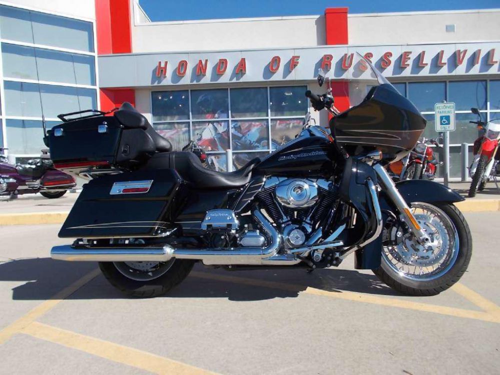 2011 harley-davidson fltru road glide ultra  touring 