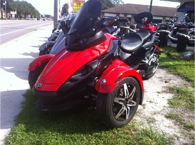 2009 can-am spyder  se5 