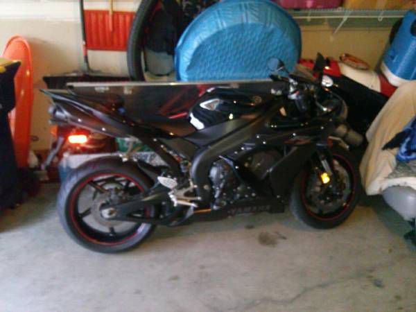 2005 yamaha r1 raven mint