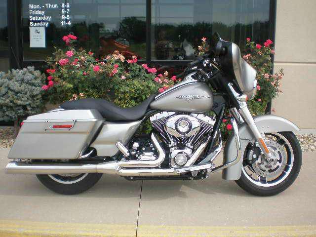 2009 harley-davidson flhx street glide  touring 