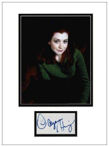 Alyson Hannigan Autograph Signed Display - Willow AFTAL