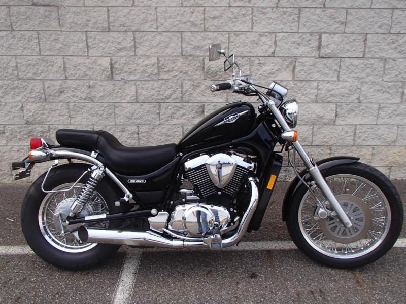 2008 SUZUKI S50 / VS800 BOULEVARD UM10460 JB