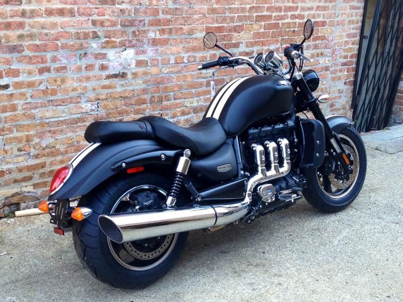 2013 Triumph Rocket III Roadster Cruiser for sale on 2040-motos