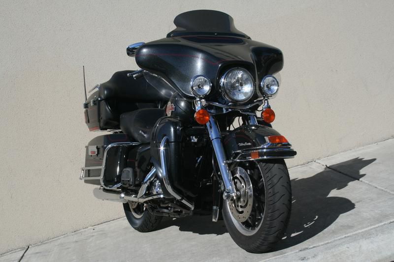 2007 Harley-Davidson FLHTCU - Electra Glide Ultra Classic Touring 