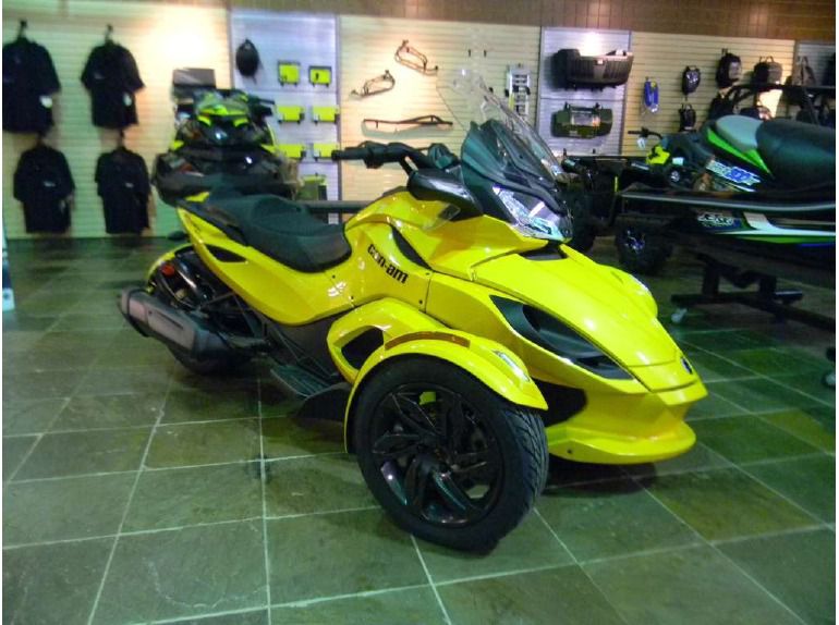 2013 can-am spyder st-s sm5 