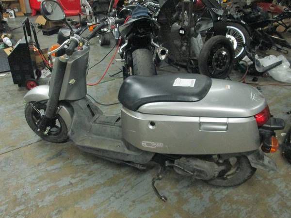 2007 yamaha c3 scooter