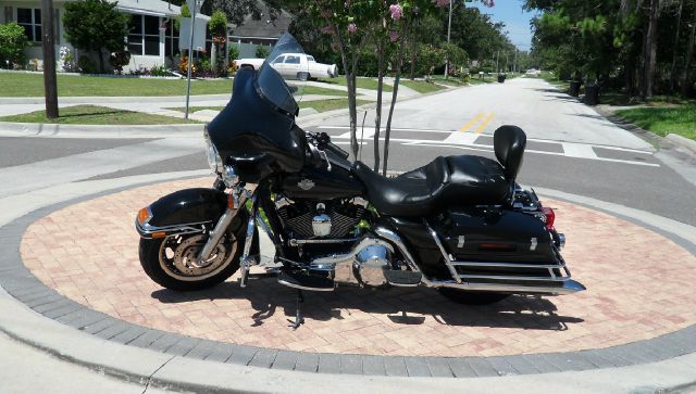 Used 2006 Harley Davidson Electroglide for sale.