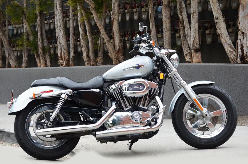 2012 harley-davidson xl1200c - sportster 1200 custom  standard 