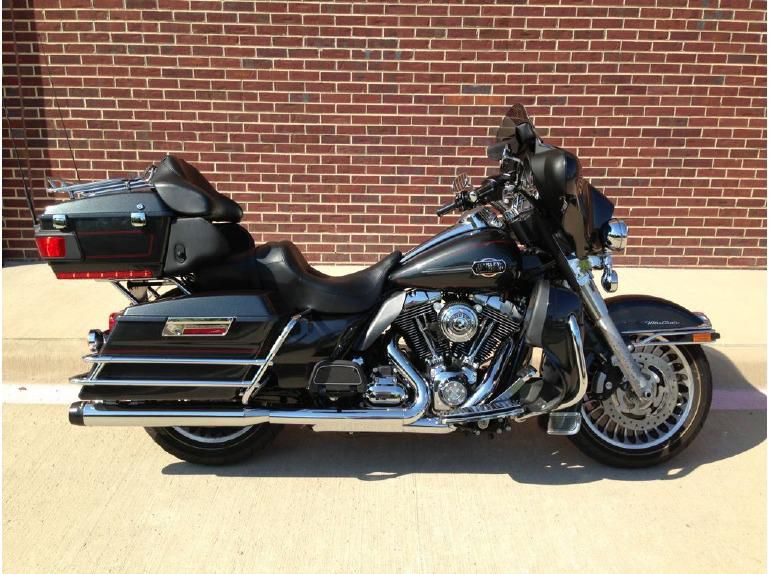 2009 harley-davidson flhtcu ultra classic electra glide  touring 