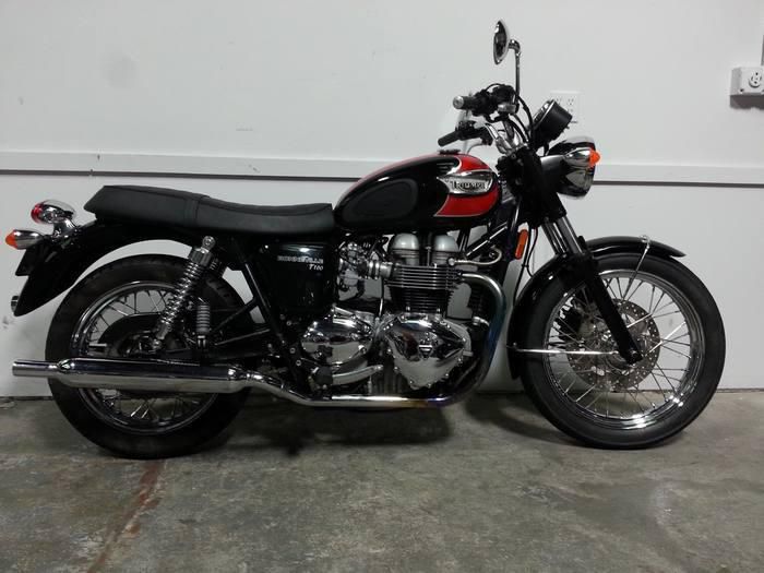 2007 triumph t100 bonneville   